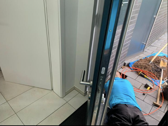 Invoeren glasvezelkabel in woning
